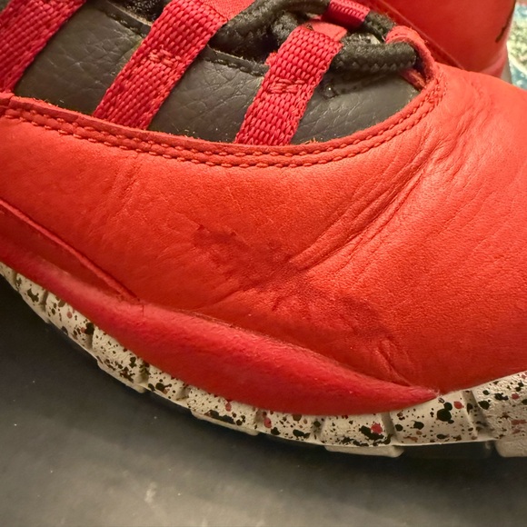 Nike Air Jordan Bulls over Broadway - Picture 5 of 6